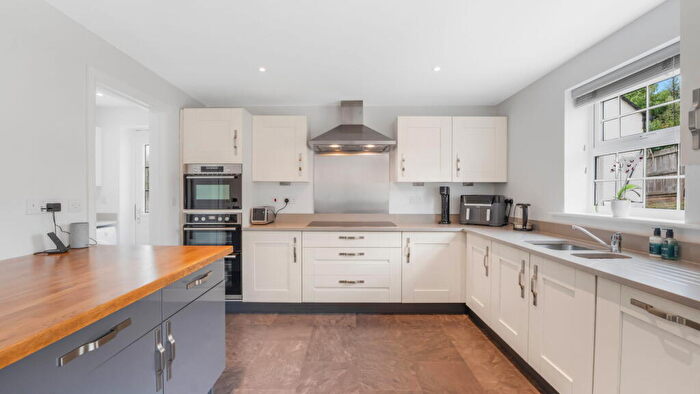 4 Bedroom Detached House For Sale In Pinwill Crescent, Ermington, Ivybridge, PL21