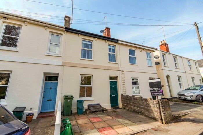 3 Bedroom House To Rent In Charlton Kings, GL53