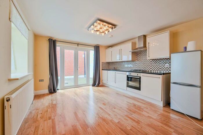 1 Bedroom Detached House To Rent In Patrol Place, , Catford, London, SE6