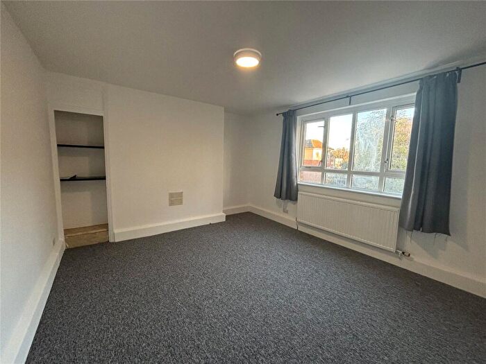 Flat To Rent In Great George Street, St. Judes, Bristol, BS2
