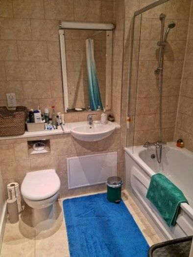1 Bedroom Flat For Sale In Hammond Court, Watermill Lane, London, N18