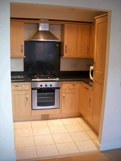 4 Bedroom Apartment To Rent In Wynnstay Grove Manchester, M14
