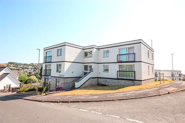 1 Bedroom Apartment For Sale In Clappentail Lane, Lyme Regis, Dorset, DT7