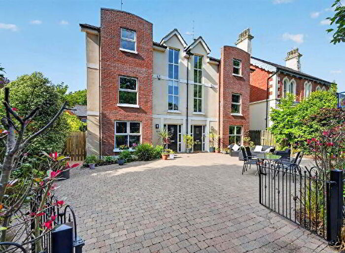 5 Bedroom Semi-Detached House For Sale In B South Parade, Belfast, BT7