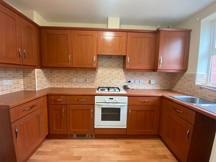 4 Bedroom Town House To Rent In Sherbourne Drive, Derby, DE65