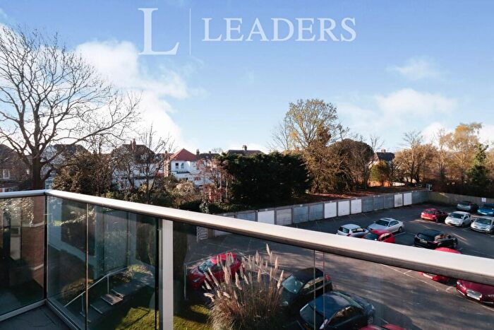 Studio To Rent In Pickwick Court, West Park, London, SE9