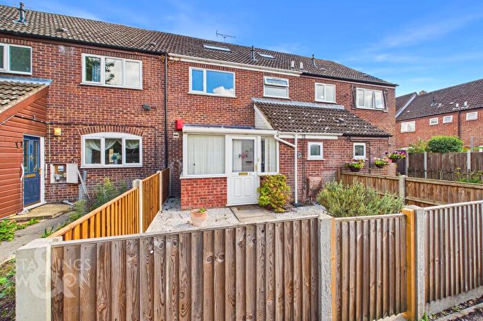 4 Bedroom Terraced House For Sale In Middleton Crescent, Norwich, NR5