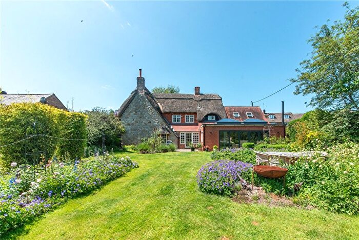 4 Bedroom Equestrian Property For Sale In Lower Fyfield, Marlborough, Wiltshire, SN8