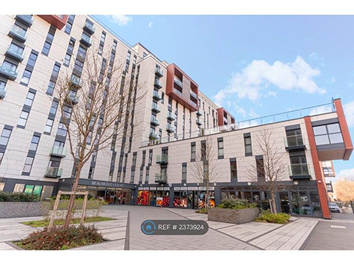 2 Bedroom Flat To Rent In Beaumont Court, Southend-On-Sea, SS2