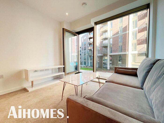 1 Bedroom Apartment To Rent In Lc, Hulme Street, Salford, Manchester, B00