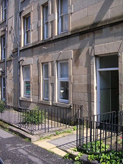 1 Bedroom Flat To Rent In Wardlaw Place, Edinburgh, EH11