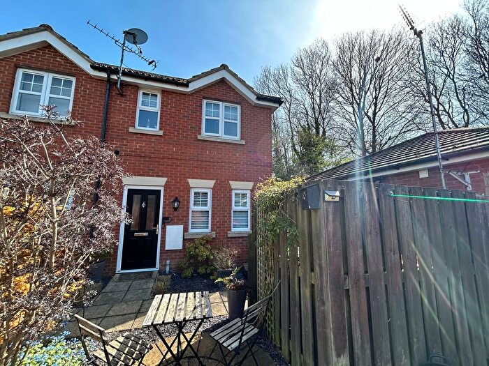 1 Bedroom End Terrace House For Sale In Mandrell Close, Dunstable, LU5