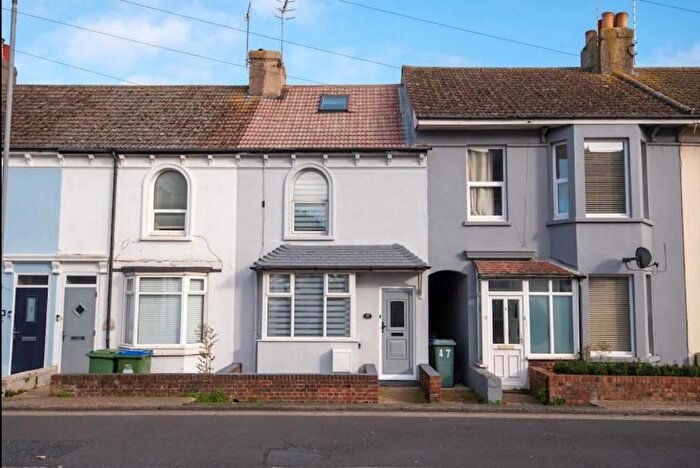 3 Bedroom Terraced House For Sale In Lewes Road, Newhaven, BN9