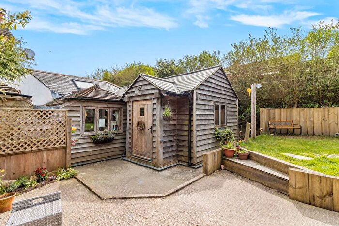 3 Bedroom Semi-Detached House For Sale In Cross In Hand Road, Heathfield, TN21