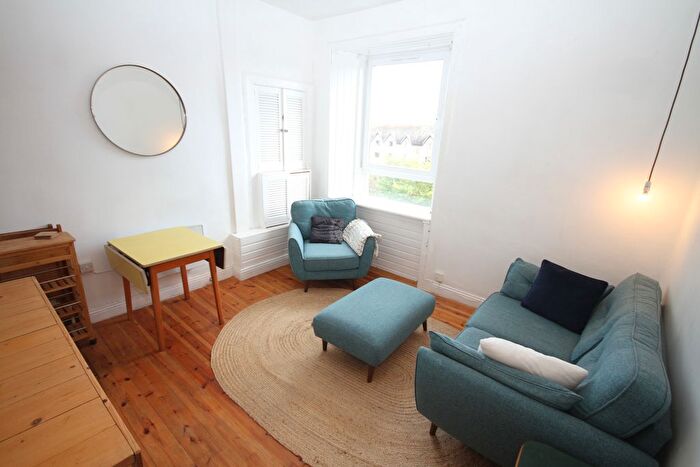 1 Bedroom Flat To Rent In Hawthornvale, Leith, Edinburgh, EH6