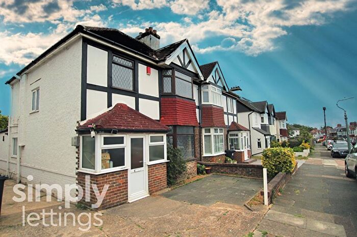 3 Bedroom Property To Rent In Amherst Crescent, Hove, BN3