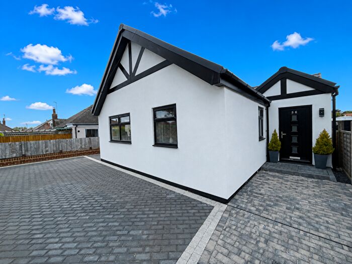 2 Bedroom Detached Bungalow For Sale In Stanley Avenue, Poulton-Le-Fylde, FY6