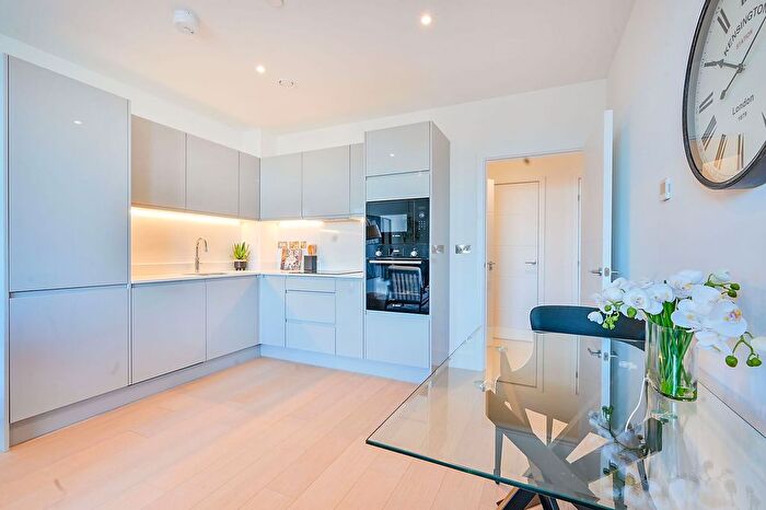 1 Bedroom Flat For Sale In Bookbinder Point, Acton, W3