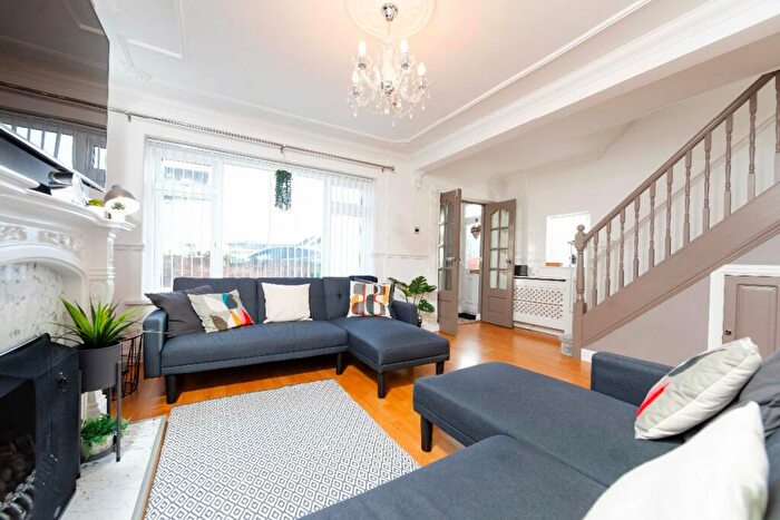 3 Bedroom Semi-Detached House For Sale In Ffos Close, Nelson, Treharris, CF46