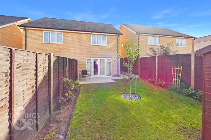 2 Bedroom Semi Detached House For Sale In Osprey Crescent, Wymondham, NR18