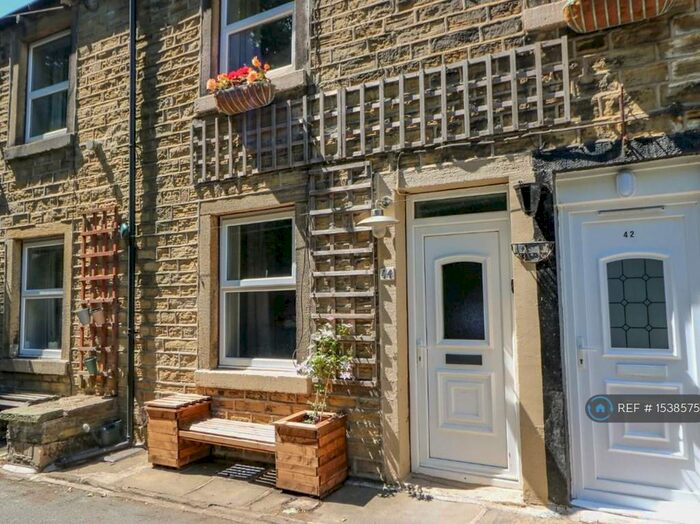 2 Bedroom Terraced House To Rent In Back Lane, Holmfirth, HD9