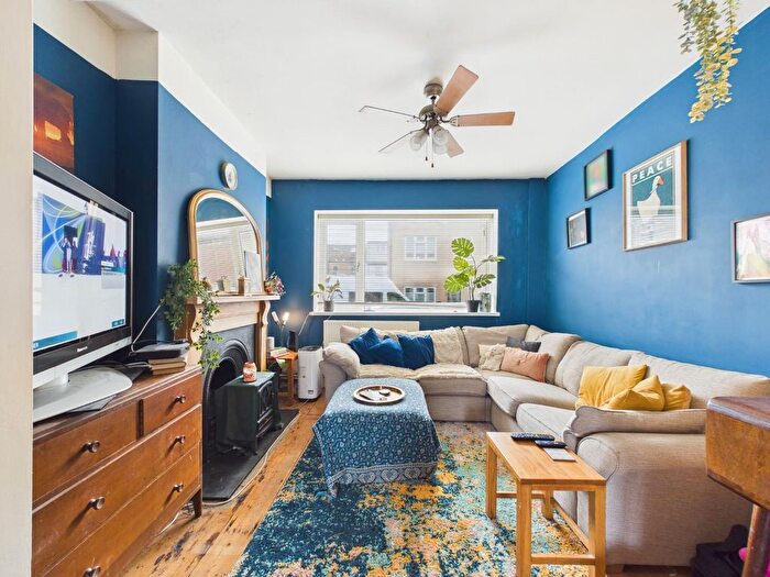 2 Bedroom End Terrace House For Sale In Speedwell Avenue, Bristol, BS5