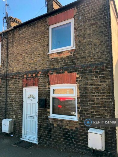 2 Bedroom End Of Terrace House To Rent In New Road, Huntingdon, PE26