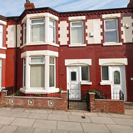 3 Bedroom Terraced House For Sale In Fairburn Road, Liverpool, Merseyside, L13