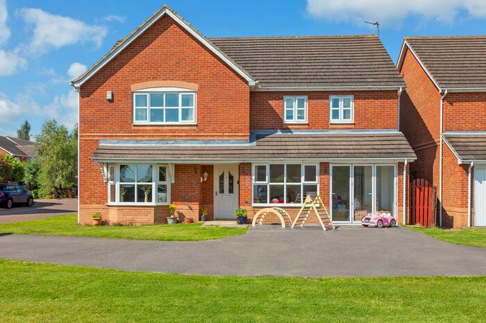 5 Bedroom Detached House For Sale In Laburnum Court, Barlow, Selby, YO8