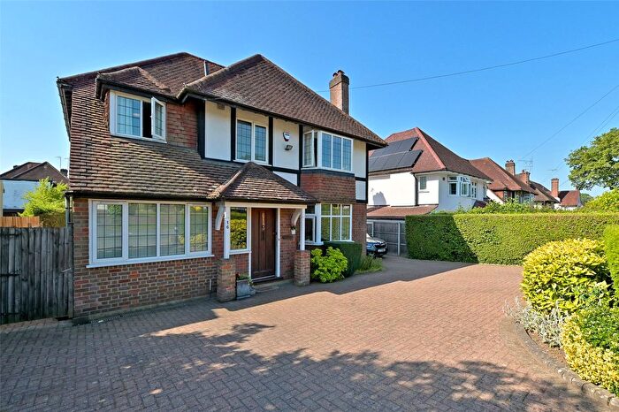 4 Bedroom Detached House To Rent In Batchworth Lane, Northwood, Hertfordshire, HA6