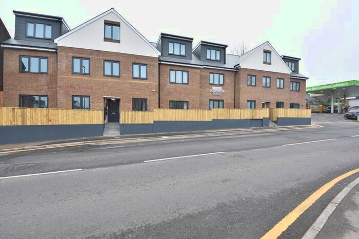 2 Bedroom Flat To Rent In Castle Street, Luton, LU1