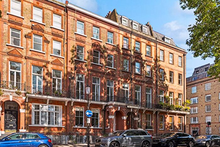 3 Bedroom Flat For Sale In Nevern Square, London, SW5
