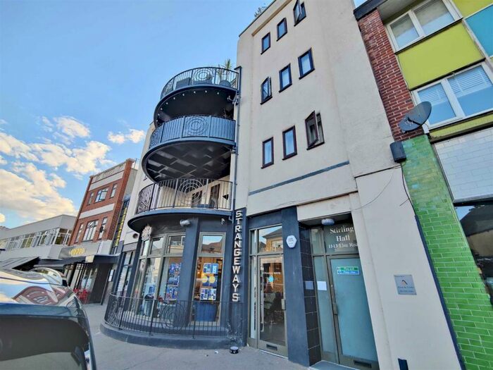 2 Bedroom Flat To Rent In - Elm Road, Leigh On Sea, SS9