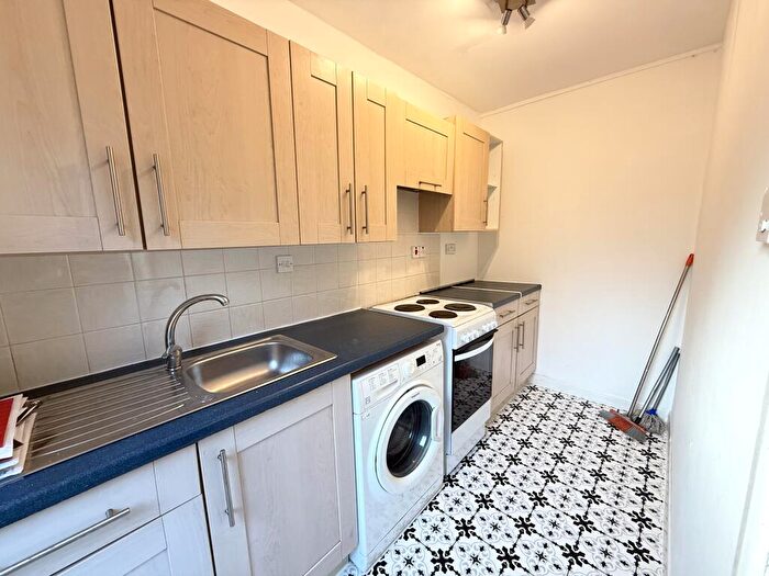 1 Bedroom Bungalow To Rent In Hartley Road, Exmouth, EX8
