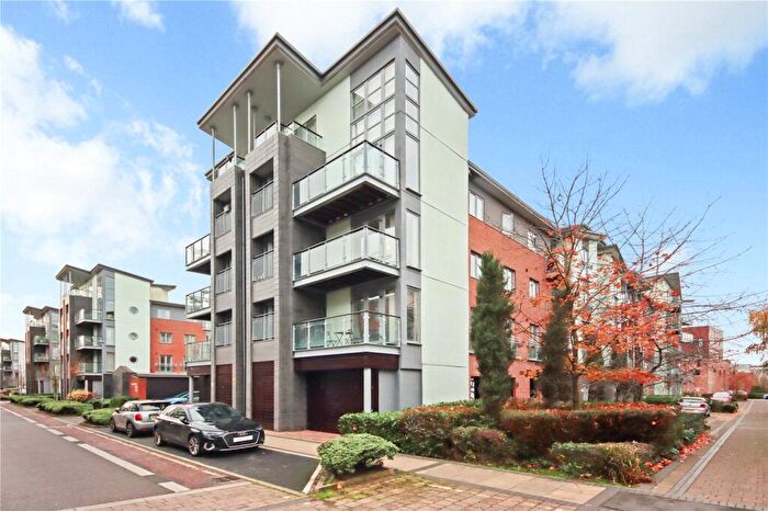 2 Bedroom Flat For Sale In Colombo Square, Worsdell Drive, Ochre Yards, Gateshead, NE8