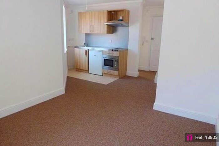 Studio To Rent In Cambridge Road, Eastbourne, BN22