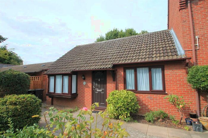 1 Bedroom Semi-Detached Bungalow To Rent In Glenrose Avenue, Ravensden, Bedford, MK44