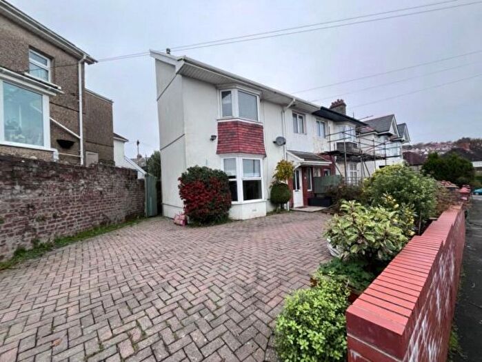 3 Bedroom Semi-Detached House To Rent In Tavistock Road, Sketty, Swansea, SA2