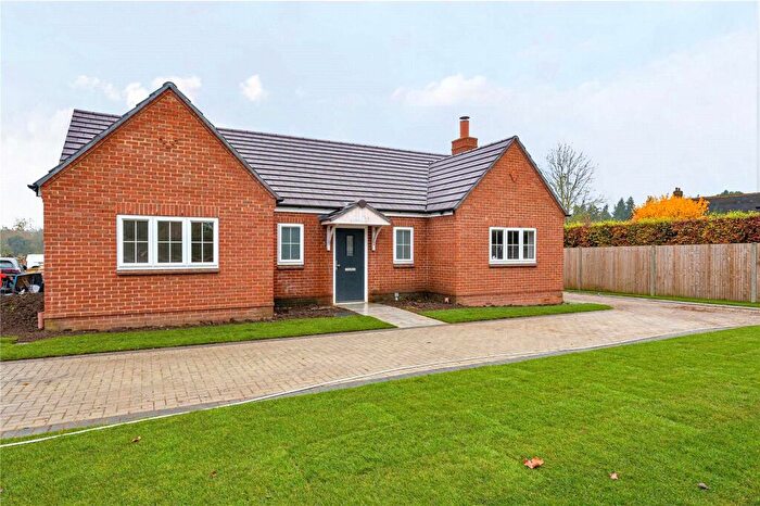 2 Bedroom Bungalow For Sale In Orchard Way, Bramley, Tadley, Hampshire, RG26