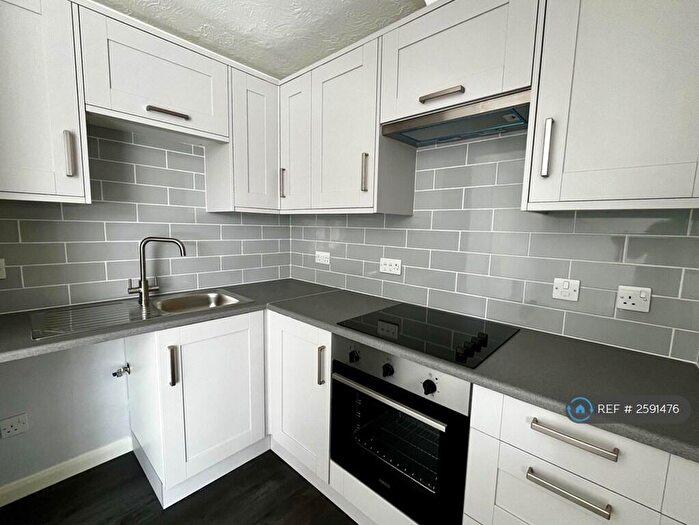 1 Bedroom Flat To Rent In Croxall Court, Witham, CM8