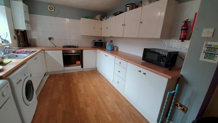 7 Bedroom Terraced House To Rent In Langdale Road(Available July ), Manchester, M14