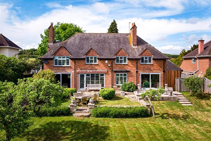 5 Bedroom Detached House To Rent In Old Rydon Lane, Exeter, EX2