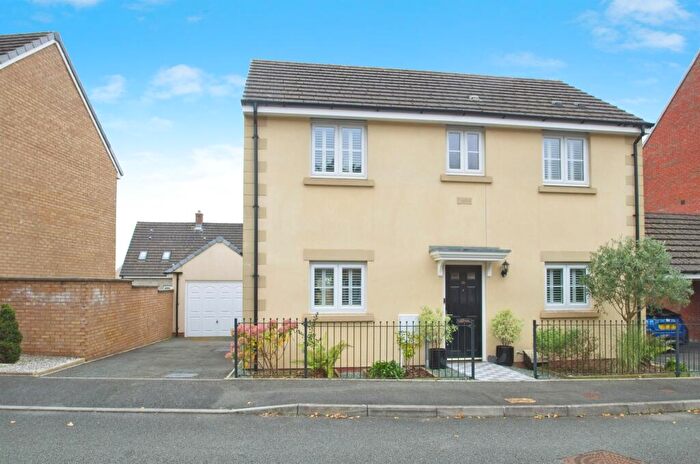 3 Bedroom Detached House For Sale In Ffordd Y Grug, Coity, Bridgend, CF35