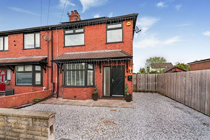 3 Bedroom Semi-Detached House For Sale In Rutland St, Leigh, WN7
