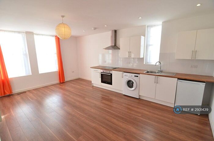 1 Bedroom Flat To Rent In Ensbury Park Apartments, Bournemouth, BH10