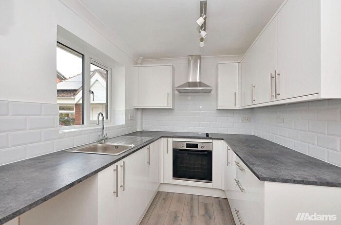 1 Bedroom Semi-detached Bungalow For Sale In Dalwood Close, Runcorn, WA7