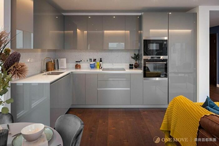1 Bedroom Flat For Sale In One Clapham Junction, Burridge Gardens, SW11