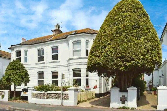 1 Bedroom Flat To Rent In Rowlands Road, Worthing, BN11