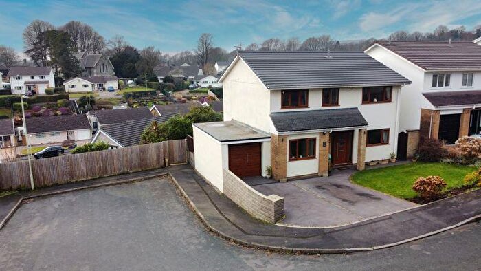 5 Bedroom Detached House For Sale In Elms Park, Miskin, Pontyclun, CF72