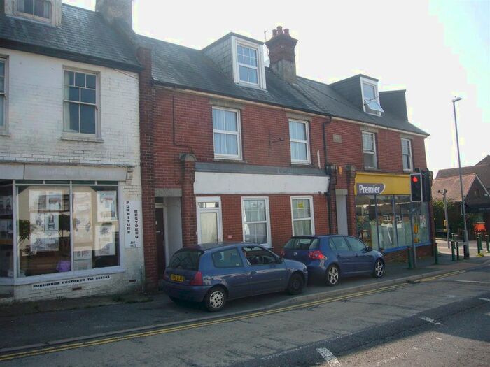 2 Bedroom Flat To Rent In Hailsham Road, Heathfield TN21